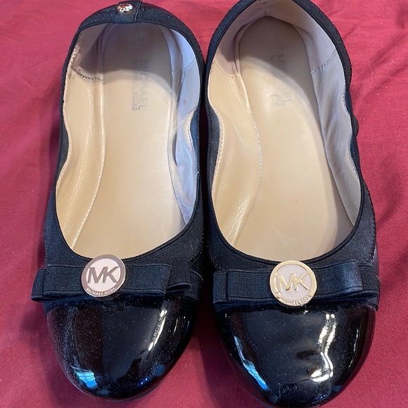 Michael Kors Ballet Flats - Picture 1 of 2